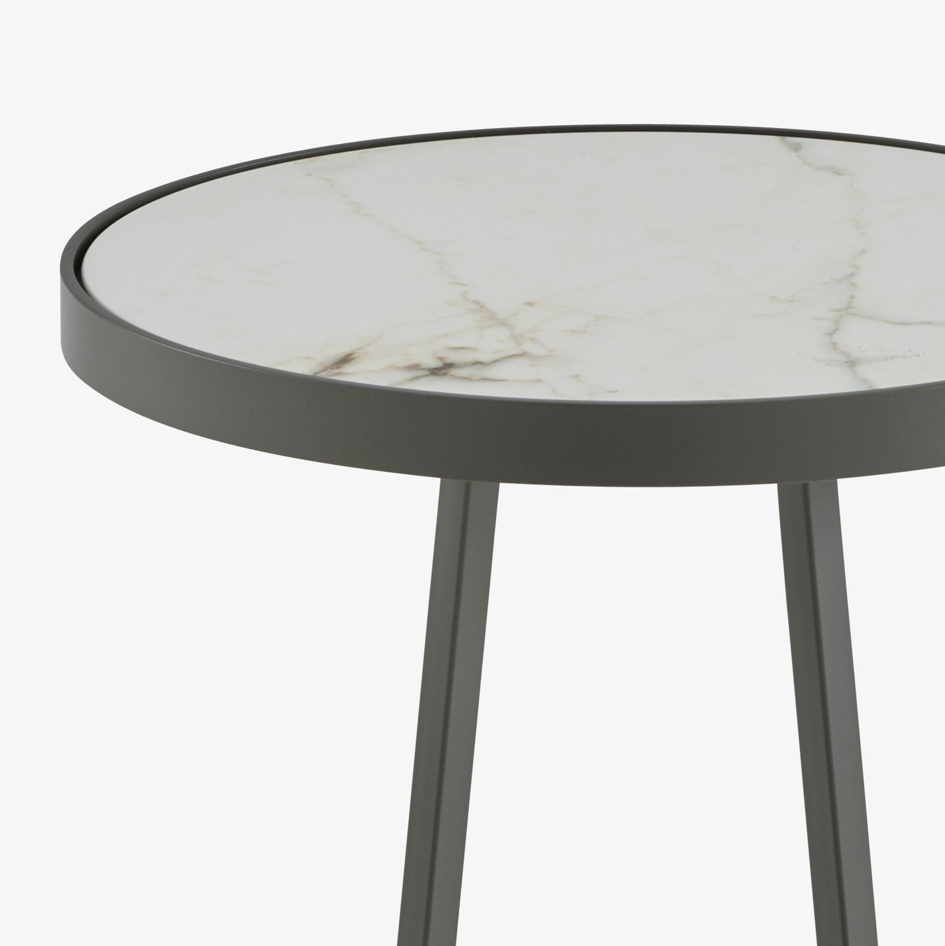 Circles - Round Steel Garden Side Table by Ligne Roset