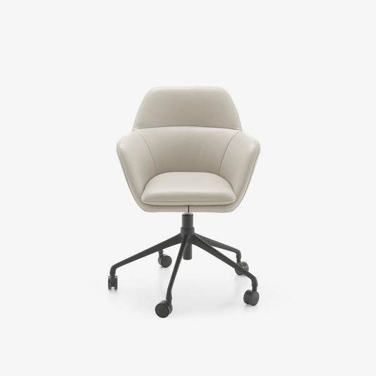 Amédée Carver chair base on castors by Ligne Roset