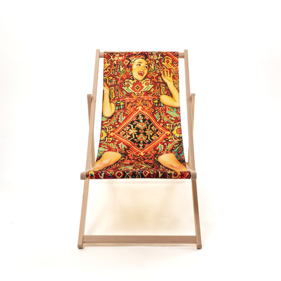 beech wood Deck Chair Lady On Carpet by Seletti