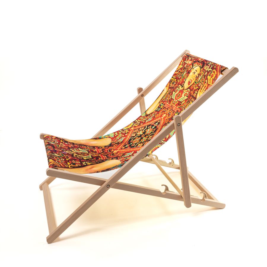 beech wood Deck Chair Lady On Carpet by Seletti