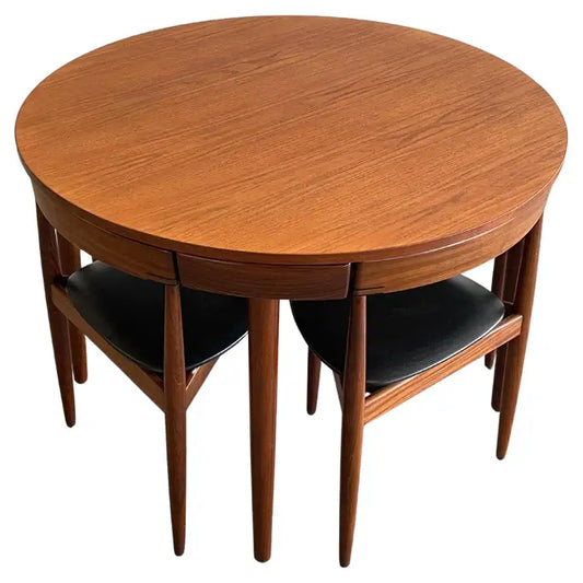 Roundette dining table set