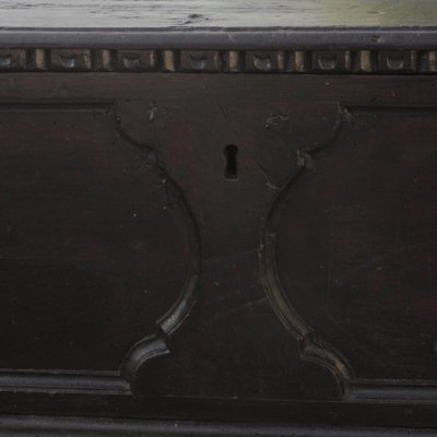 17th Century Italian Walnut Dresser-RAQ-527735