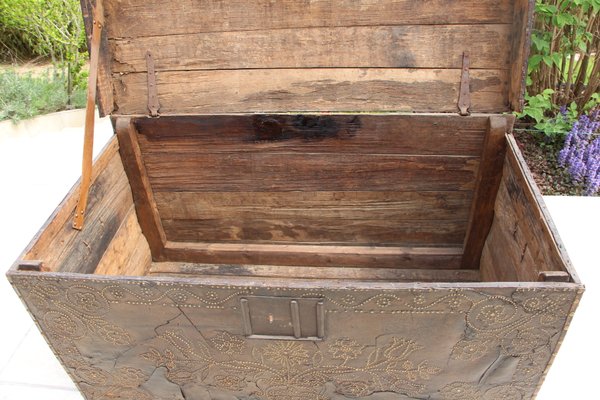 17th Century Leather Trunk-YF-646326