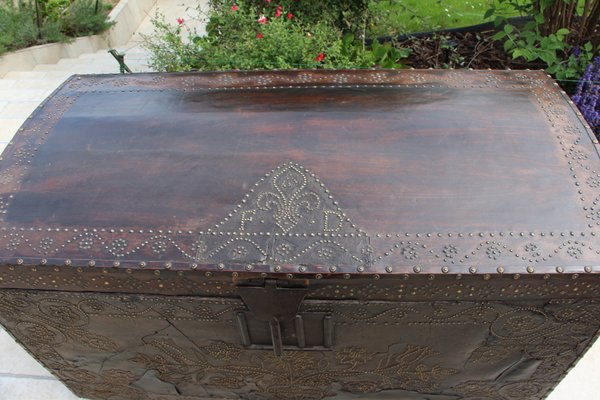 17th Century Leather Trunk-YF-646326