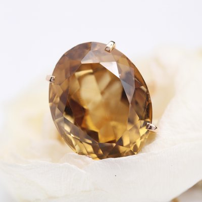 18 Karat Yellow Gold Cocktail Ring with Citrine, 1960s-OLU-1784781