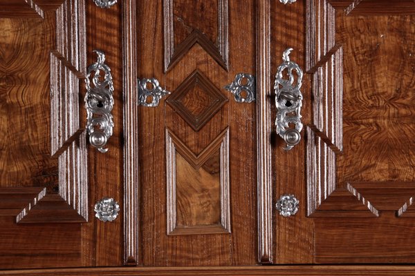 18th Century Baroque Buffet in Walnut with 4 Original Iron Locks, 1750s-DXD-1702853