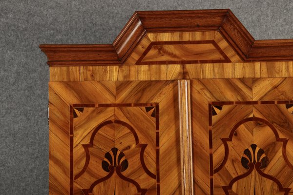 18th Century Baroque Top Cabinet in Walnut, 1725-DXD-2033185