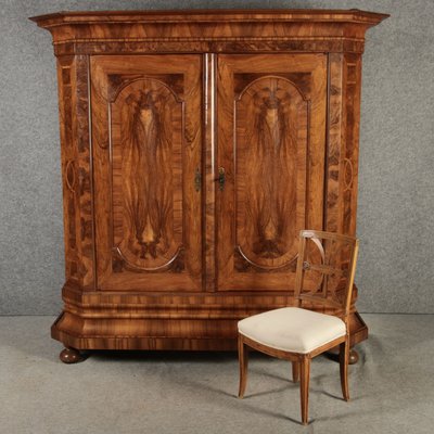 18th Century Baroque Walnut Wood Cabinet, 1740s-DXD-2033233