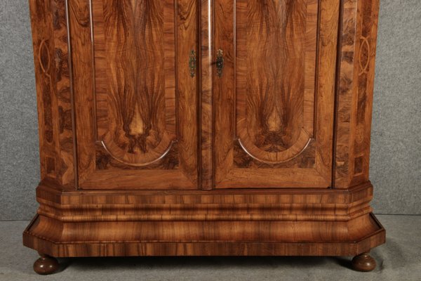 18th Century Baroque Walnut Wood Cabinet, 1740s-DXD-2033233