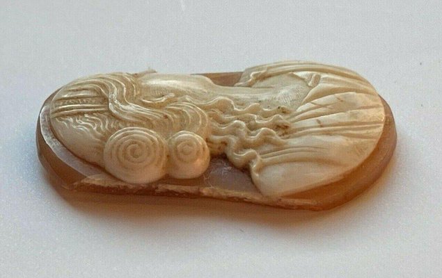 18th Century Cameo Profile of Woman in Agate-QKG-1820496