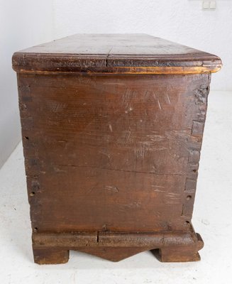 18th Century Carved Oak Chest-RIU-1309322