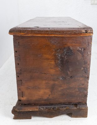 18th Century Carved Oak Chest-RIU-1309322