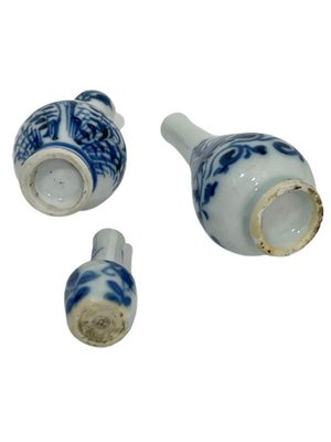 18th Century Chinese Miniature Blue and White Kangxi Porcelain Vases, Set of 3-UCH-1224334