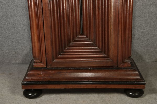 18th Century Frankfurt Wave Cabinet in Oak, 1750s-DXD-2033235