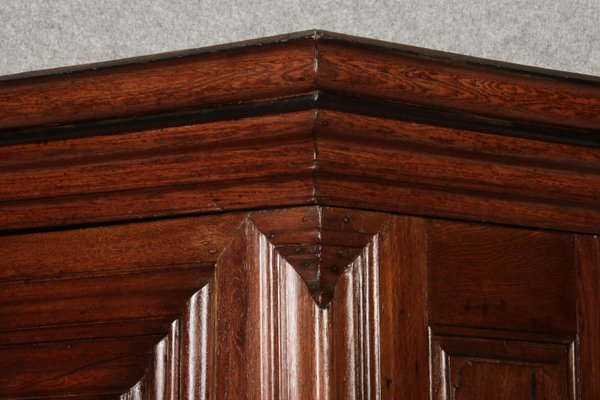 18th Century Frankfurt Wave Cabinet in Oak, 1750s-DXD-2033235