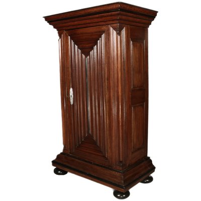 18th Century Frankfurt Wave Cabinet in Oak, 1750s-DXD-2033235