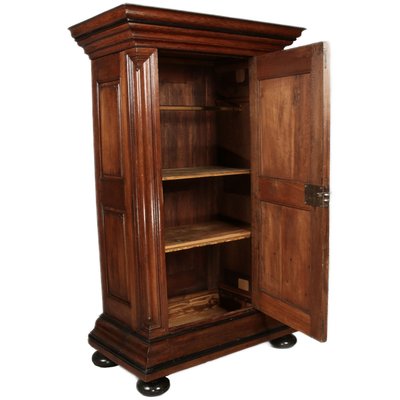 18th Century Frankfurt Wave Cabinet in Oak, 1750s-DXD-2033235