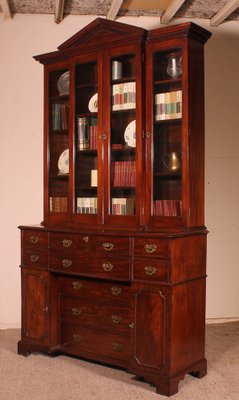 18th Century Mahogany Showcase Cabinet-HPU-1720534