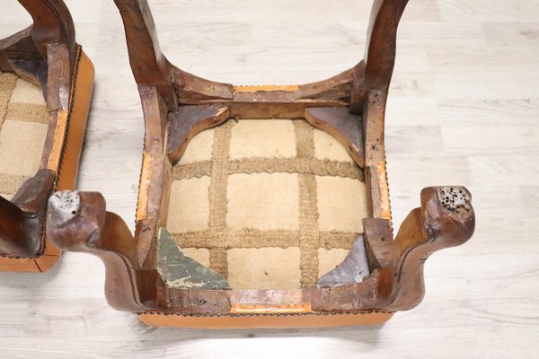 18th Century Walnut and Leather Stools, Set of 2-DCO-1408161