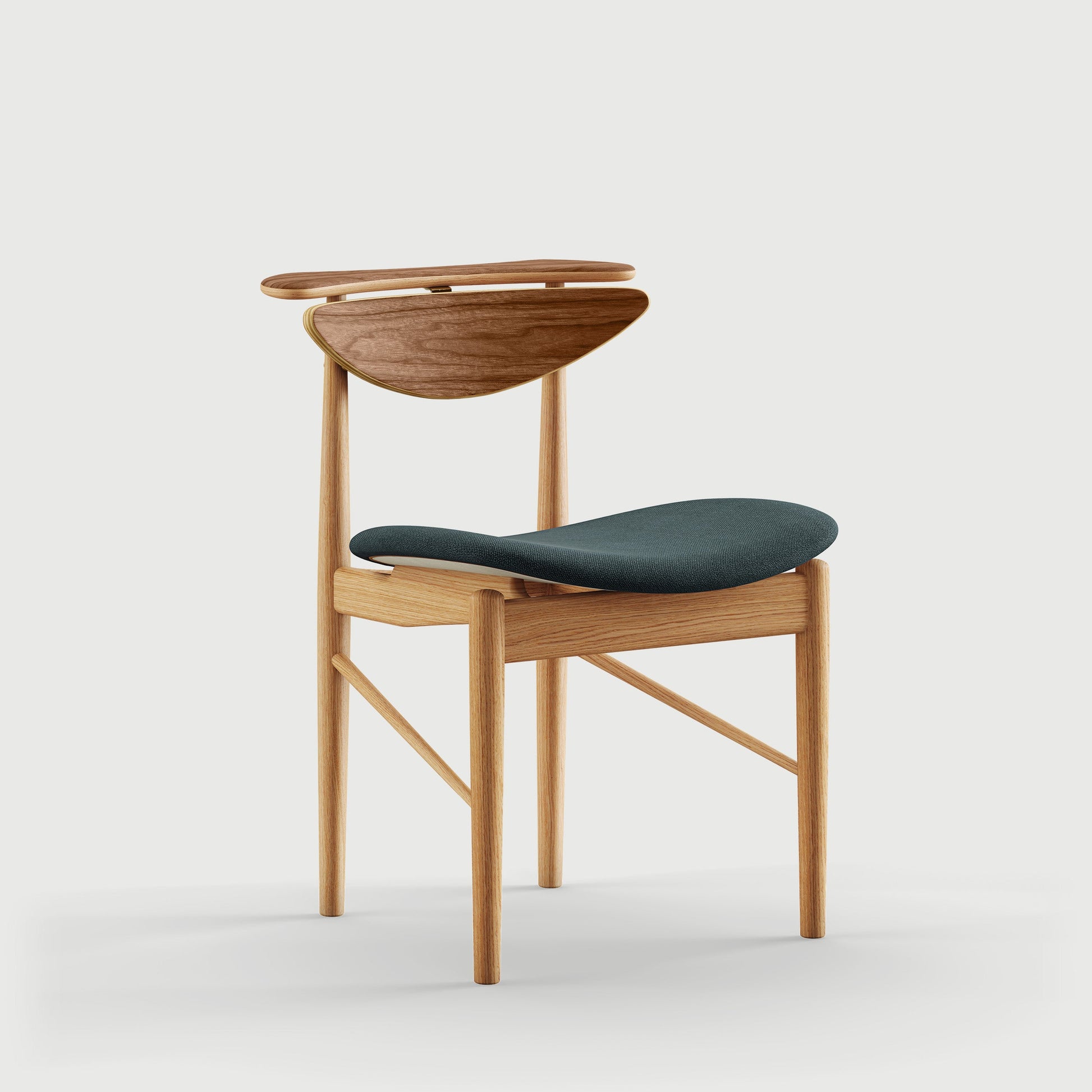 THE READING CHAIR by House of Finn Juhl #Oak Dark Oil / Walnut  / Vidar | 182