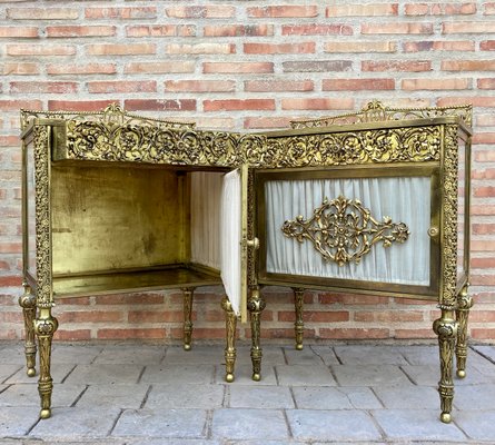 19th Century French Bronze Vitrine Nightstands with Glass Doors and Brass Drawers, Set of 2-NOU-1057879