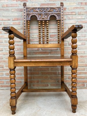 19th-Century French Carved Oak Turned Wood Armchair-NOU-1010615