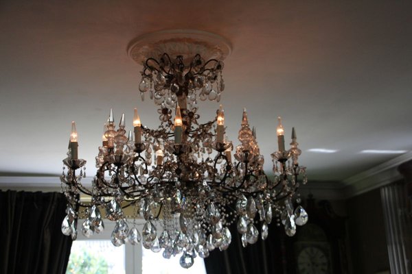 19th Century Italian Neoclassical Giltwood and Crystal Chandelier-YF-632725