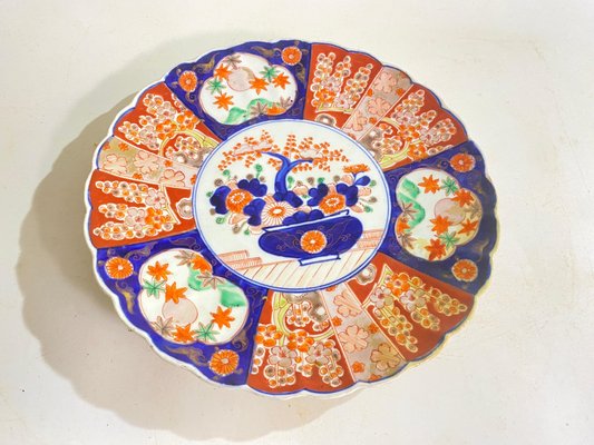 19th Century Japanese Scalloped Imari Porcelain Dish or Charger-UR-1734468