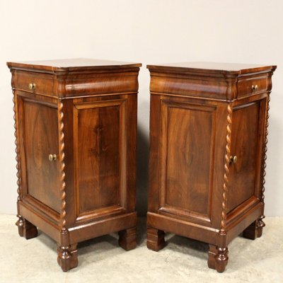 19th Century Louis Philippe Bedside Tables in Walnut, Italy, Set of 2-UMS-1785007