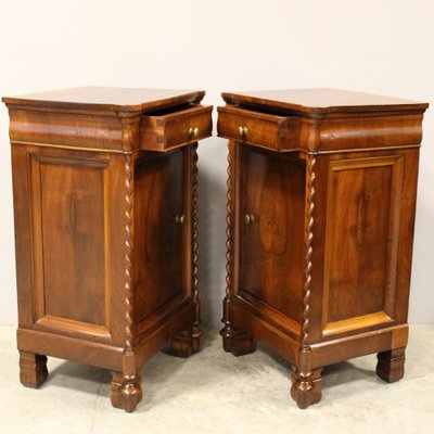 19th Century Louis Philippe Bedside Tables in Walnut, Italy, Set of 2-UMS-1785007