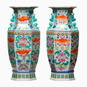 19th Century Qing Dynasty Matching Chinese Famille Rose Vases, Set of 2-JE-1364450