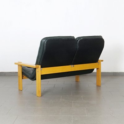 2-Seater Sofa in Leather-JUN-1811957