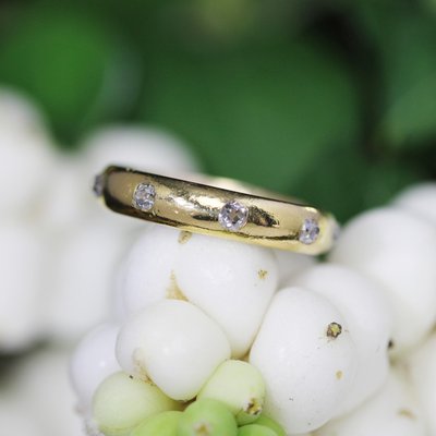 20th Century Diamonds 18 Karat Yellow Gold Wedding Ring-OLU-2020914