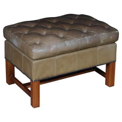 20th Century English Gray Chesterfield Ottoman-FLW-1402255