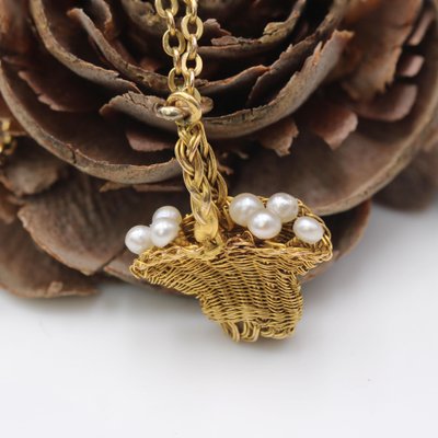 20th Century French Fine Pearl 18 Karat Yellow Gold Basket Pendant, 1890s-OLU-1777371