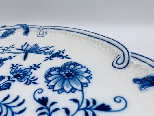 20th Century Sword Mark Onion Pattern 1st Choice Serving Plate from Meissen Porcelain-BZB-2031525