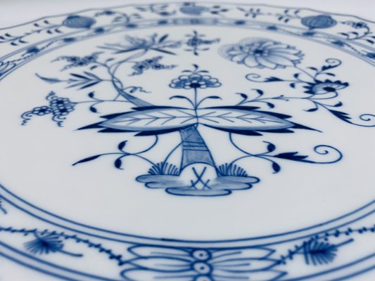 20th Century Sword Mark Onion Pattern 1st Choice Serving Plate Tableware Cake Plate from Meissen Porcelain-BZB-2043705