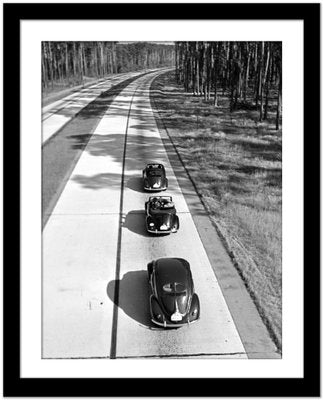 3 Volkswagen Beetle on Street, Germany 1938, Printed Later 1938/2021-DYV-1128712