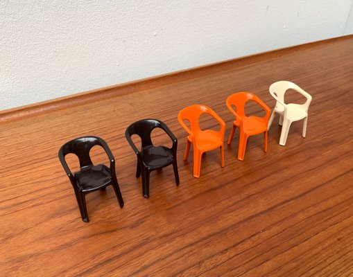 300 Monobloc Small Deco Chairs by Henry Massonnet for Stamp, France, 1970s, Set of 5-UAH-1375001