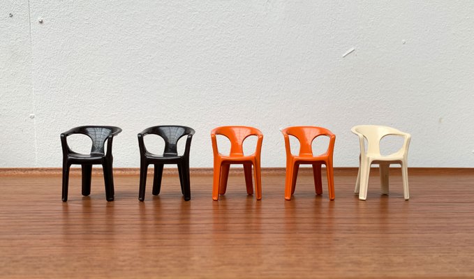 300 Monobloc Small Deco Chairs by Henry Massonnet for Stamp, France, 1970s, Set of 5-UAH-1375001