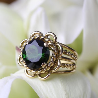 4.34 Carats Green Tourmaline 18 Karat Yellow Gold Ring, 1960s-OLU-1743320