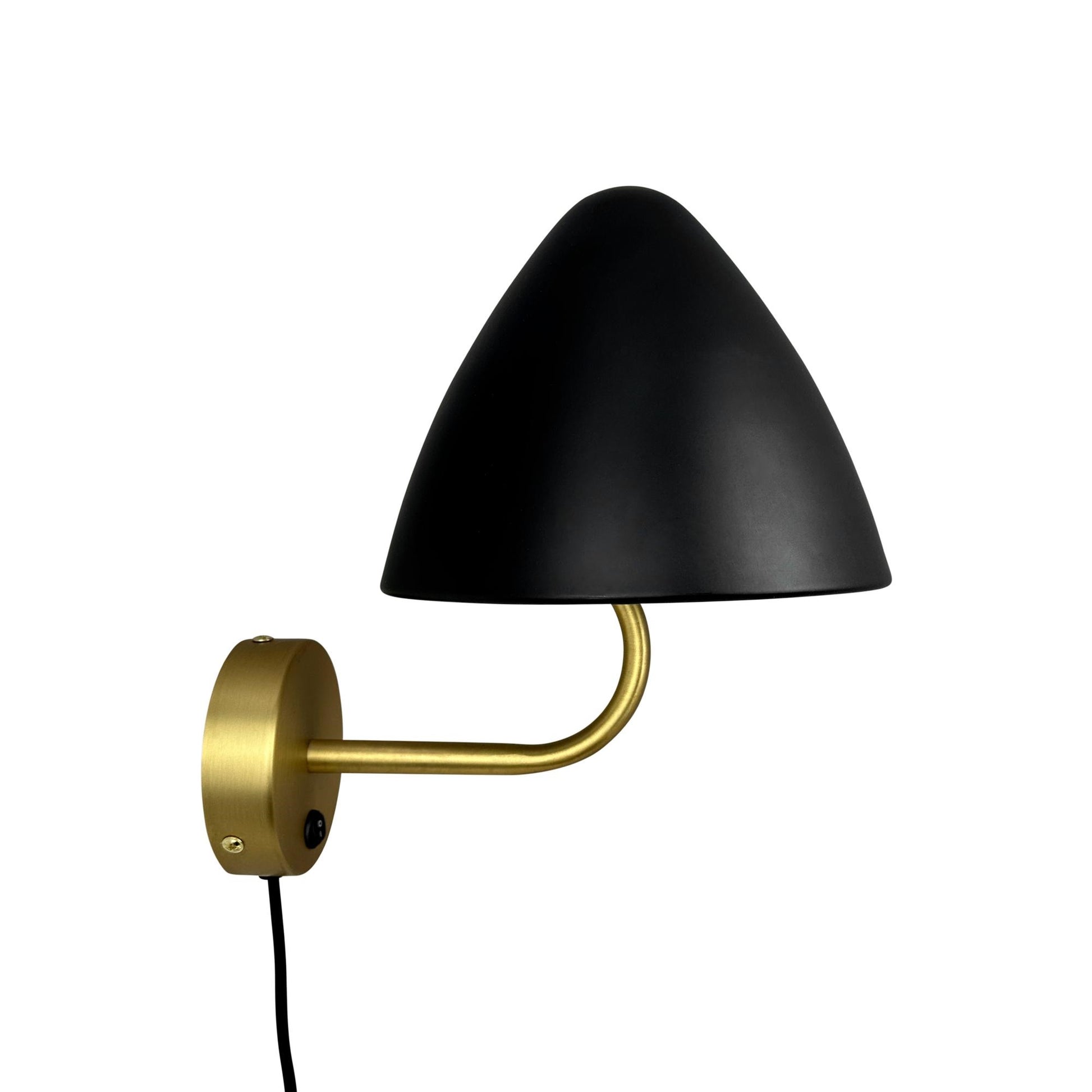 Oulu Wall Lamp by Dyberg Larsen #Black/ Brass