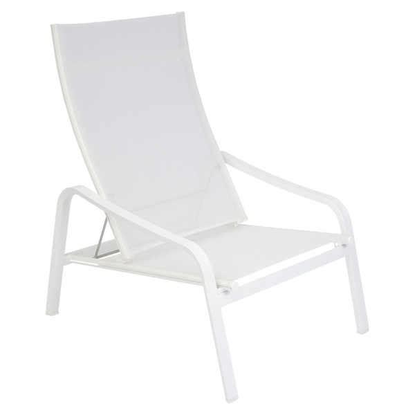 ALIZÉ LOW ARMCHAIR by Fermob