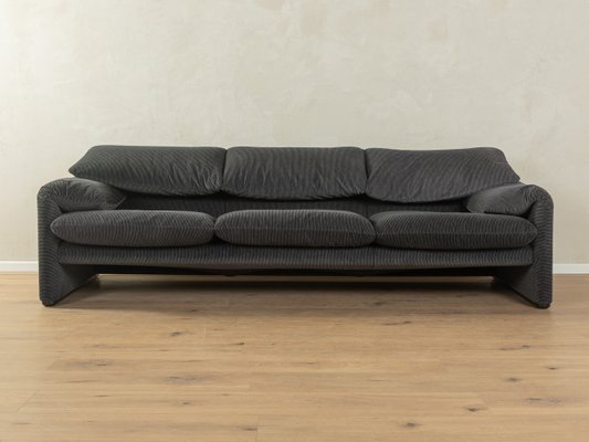 675 Maralunga Sofa by Vico Magistretti for Cassina, Unkns-GPP-2036801