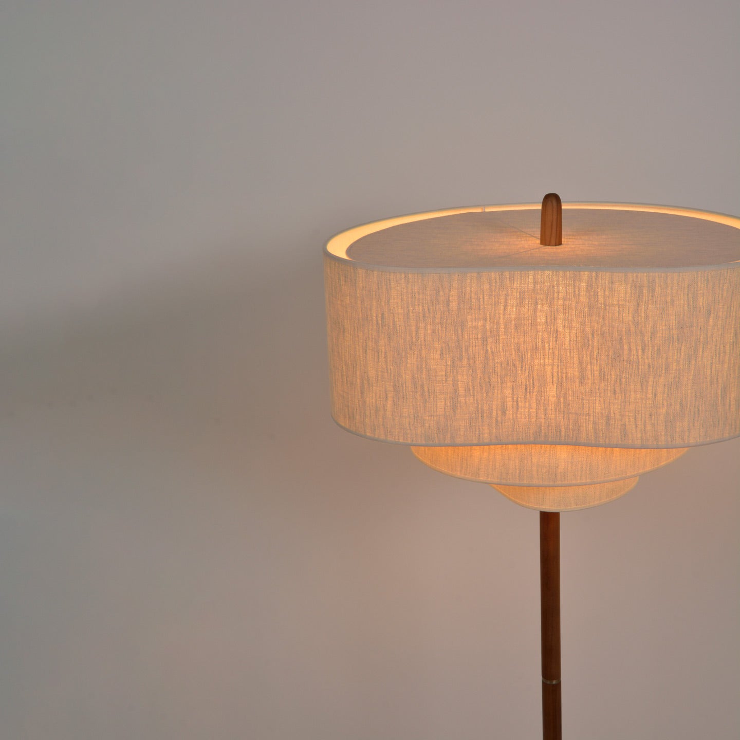 Pebble -Floor Lamp