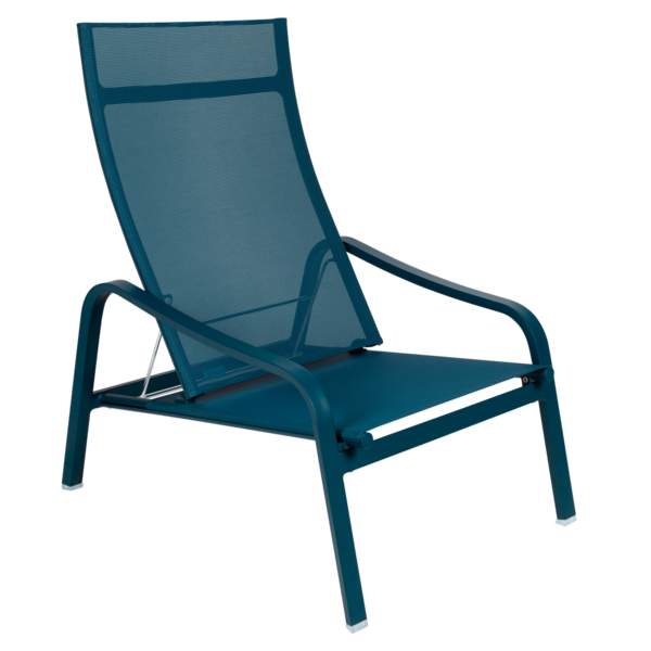 ALIZÉ LOW ARMCHAIR by Fermob