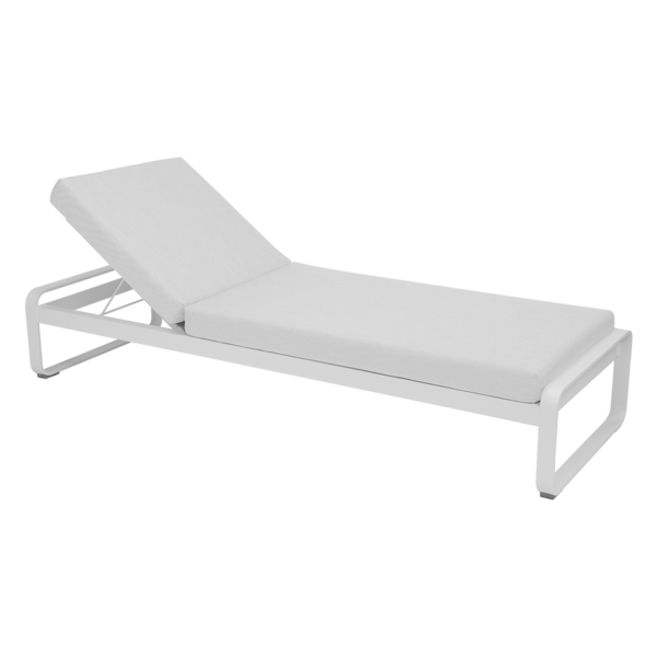 BELLEVIE PREMIUM SUNLOUNGER by Fermob