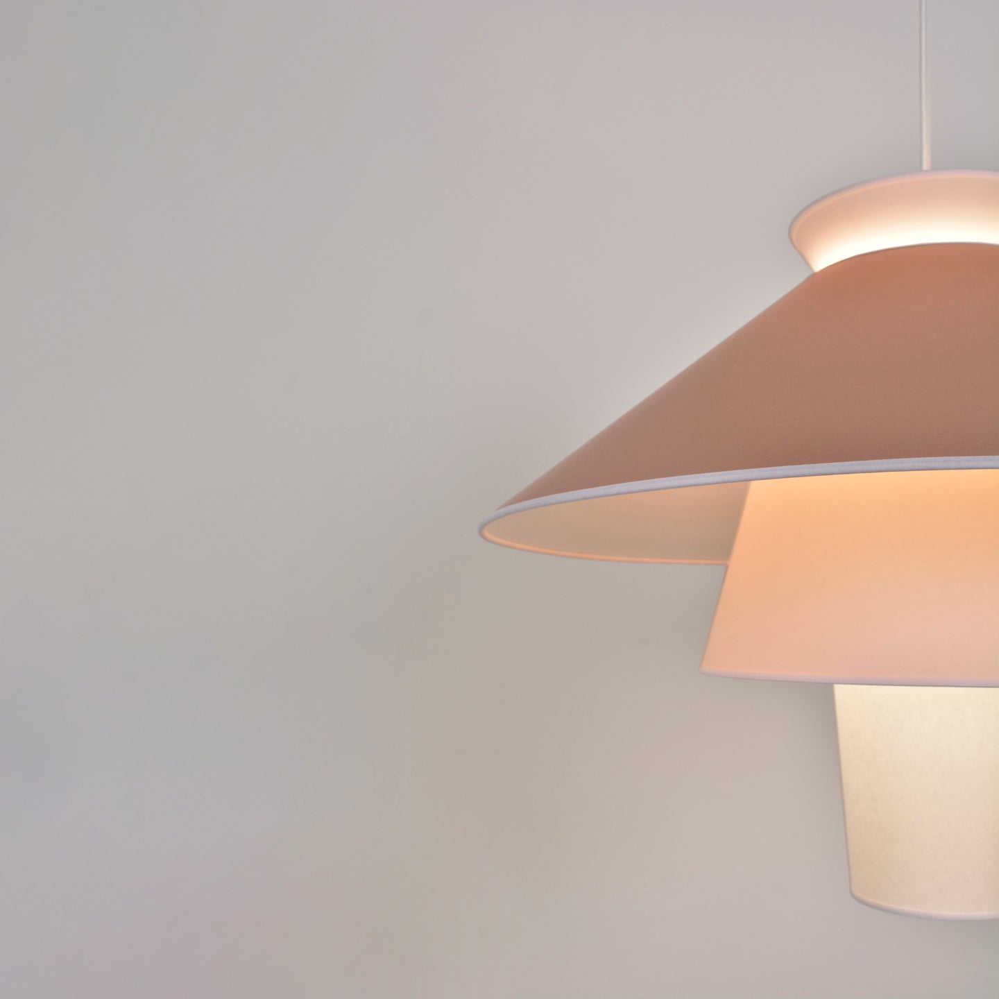 Pendant Lamp Ruche Xl by Market Set #Marshmallow