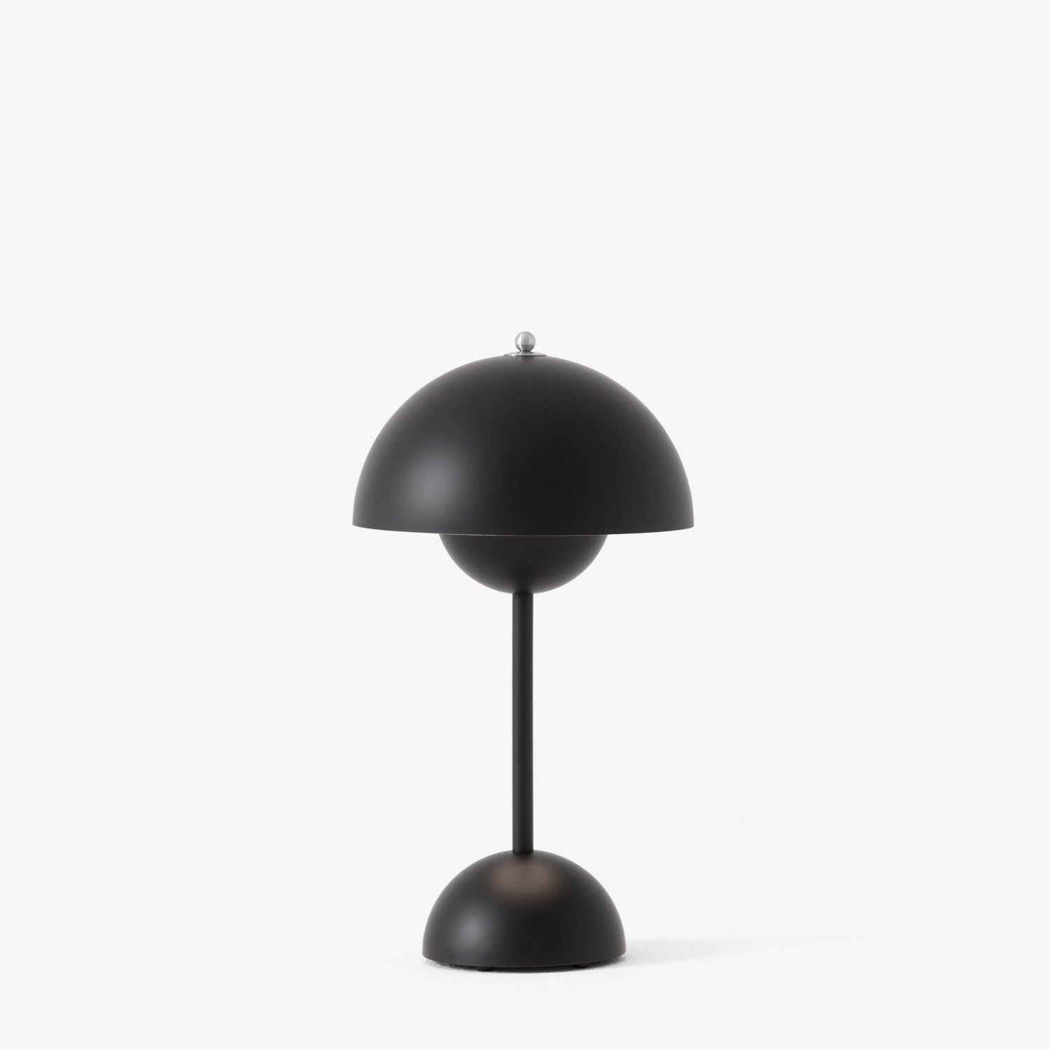 Flowerpot Portable Table Lamp Vp9 by &Tradition #Matt Black