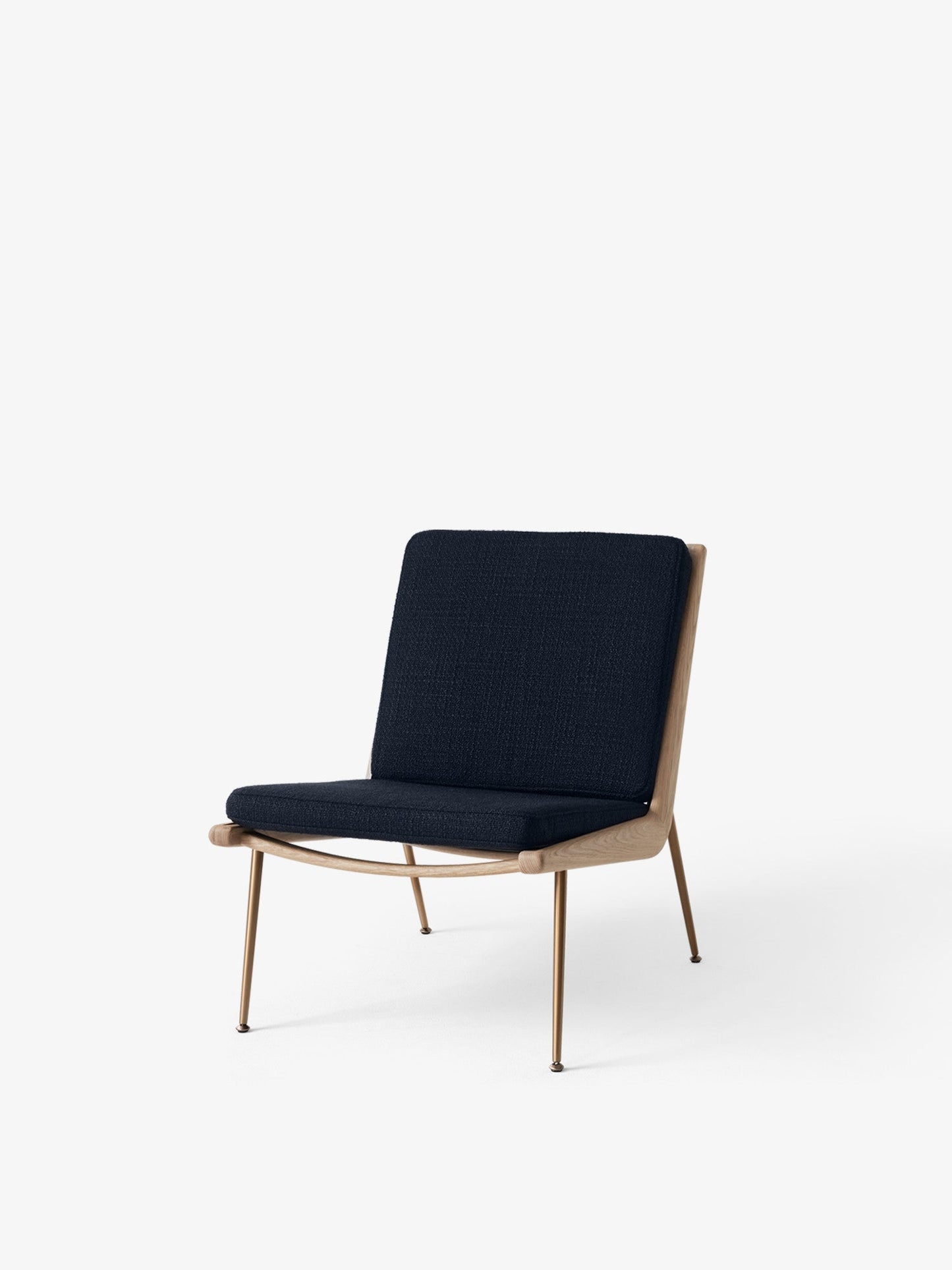 Boomerang Lounge Chair HM1 by &tradition